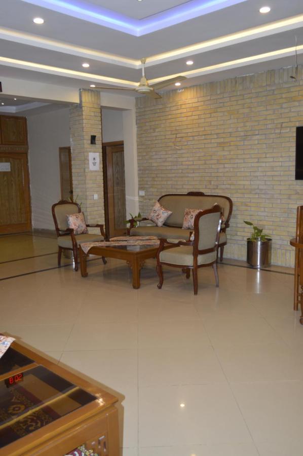 New Shelton Guest House Islamabad Exteriör bild