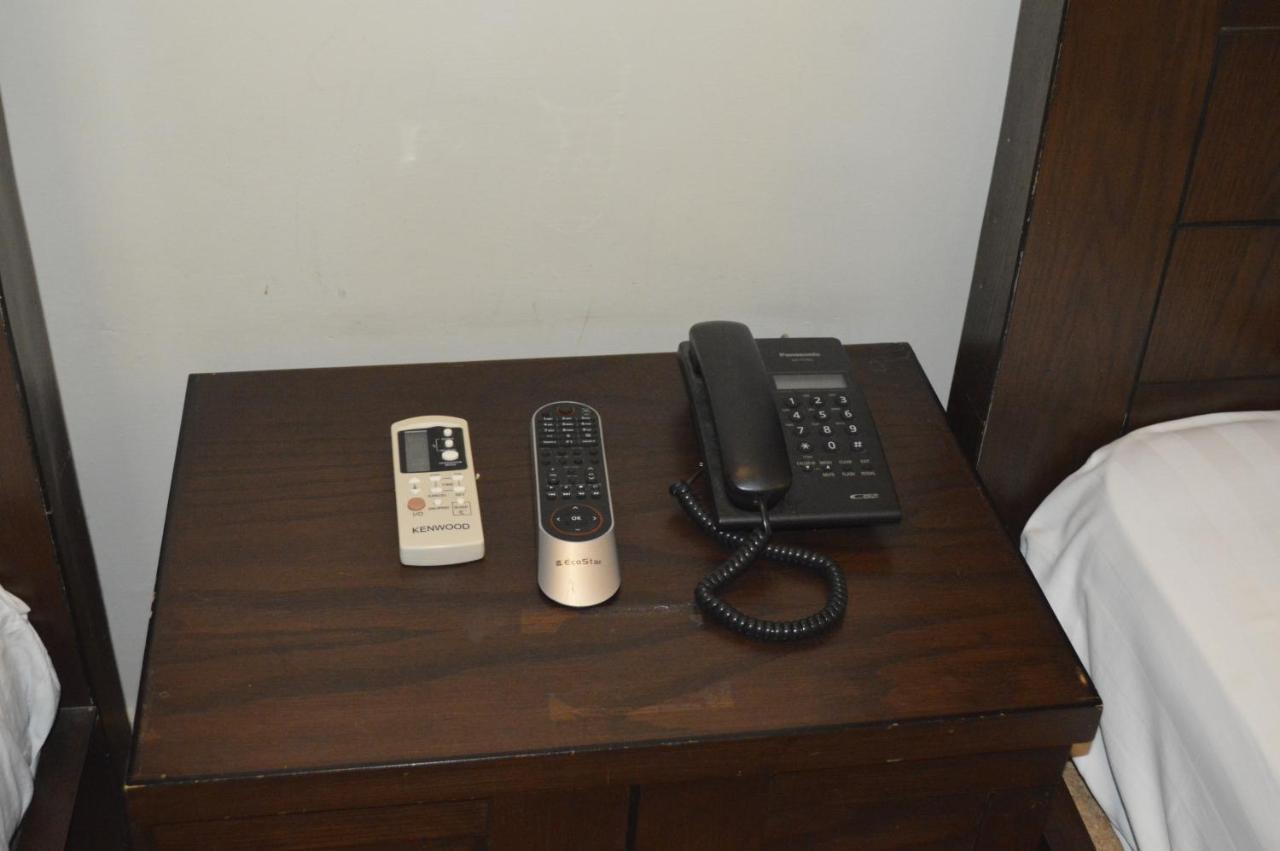 New Shelton Guest House Islamabad Exteriör bild