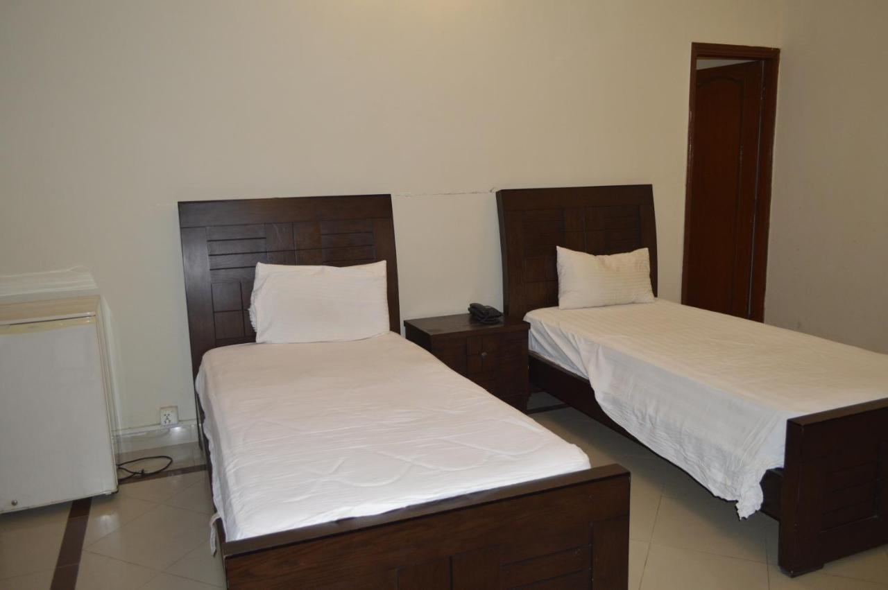 New Shelton Guest House Islamabad Exteriör bild