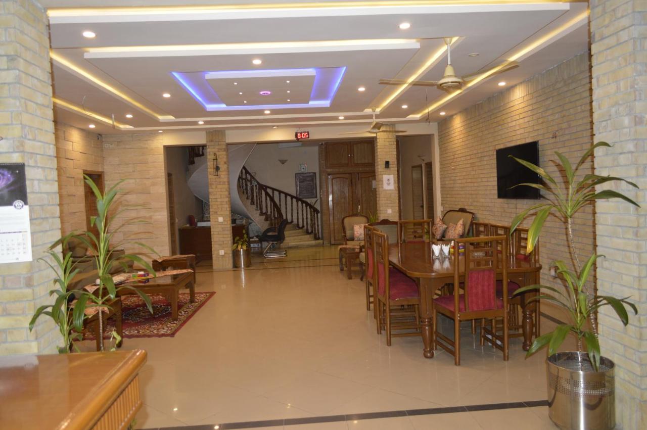 New Shelton Guest House Islamabad Exteriör bild
