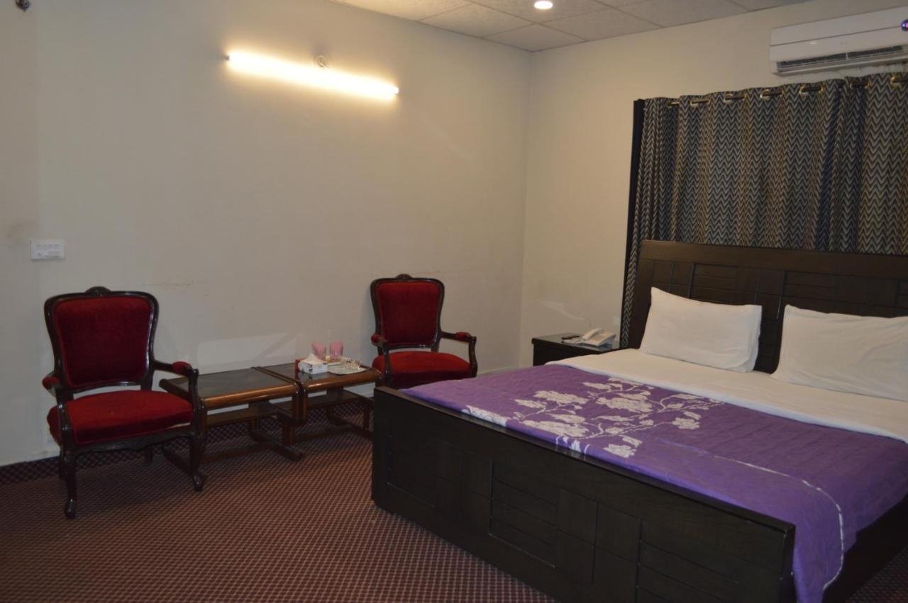 New Shelton Guest House Islamabad Exteriör bild